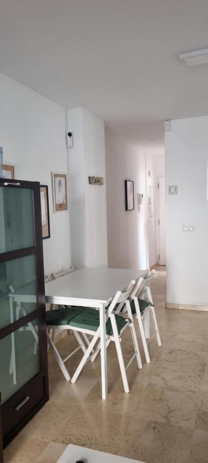 Apto. Gran Terraza Playa A 200Mts. Ideal Familias Benalmádena Eksteriør billede